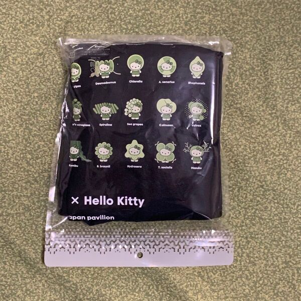 大阪関西万博 Expo2025 万博 日本館 ハローキティ Hello Kitty Algae 藻類 Tシャツ 黒色