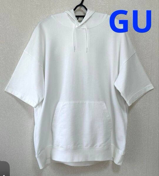 GUジーユー オーバーサイズ ホワイトフード付きパーカー メンズ(L)