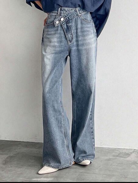 SHEIN シーイン FRIFUL ボタンクロスストレートデニム