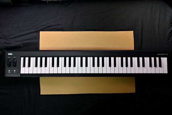 美品 KORG ワイヤレス MICROKEY2-61AIR 61鍵 MIDIキーボード