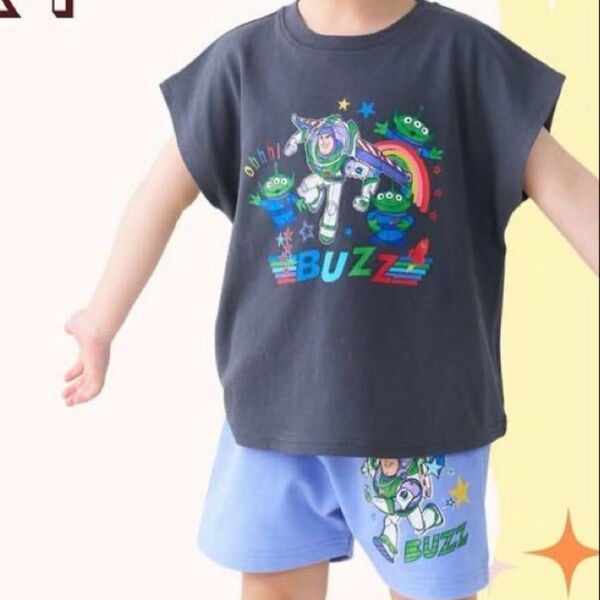 新品未使用 ディズニー ピクサー トイストーリー ハッピーバッグ バズ 半袖 Tシャツ ハーフパンツ 半ズボン 2点 上下 130