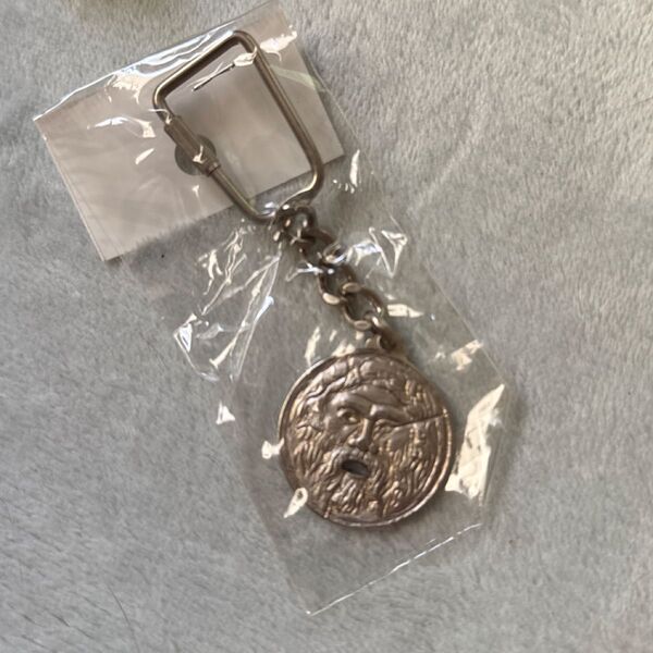 新品未使用 キーホルダー真実の口 ローマ イタリア