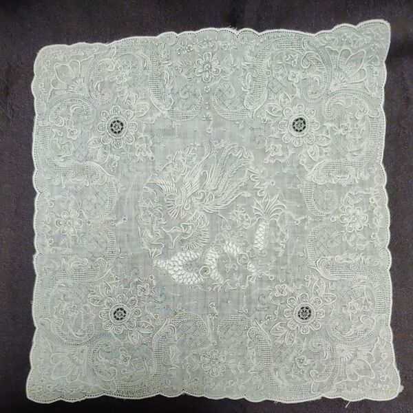 スワトウ汕頭手刺繍ハンカチ ホワイト