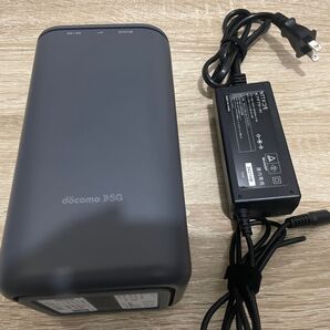 docomo home5G HR01 Wi-Fiルーター