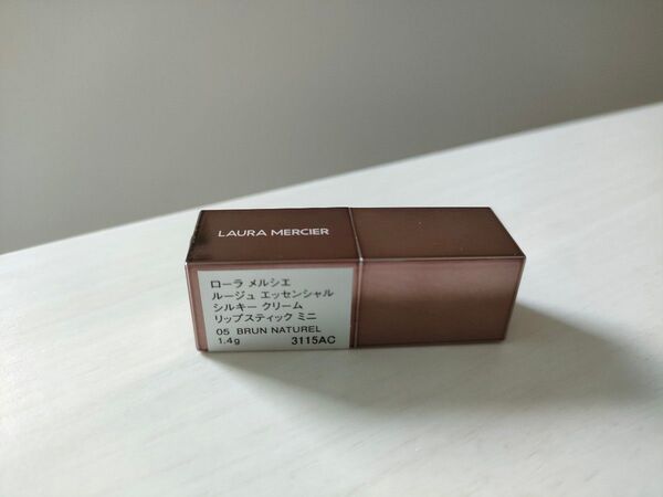 ローラメルシエルージュエッセンシャルシルキークリームリップスティック ミニ05 BRUN NATUREL 1.4g