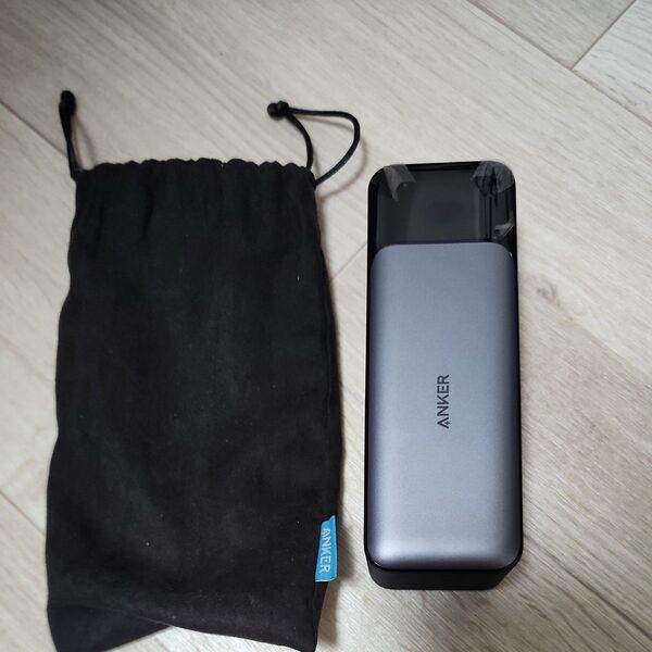 Anker 737 Power Bank (PowerCore 24000) (24000mAh/大容量モバイルバッテリー)
