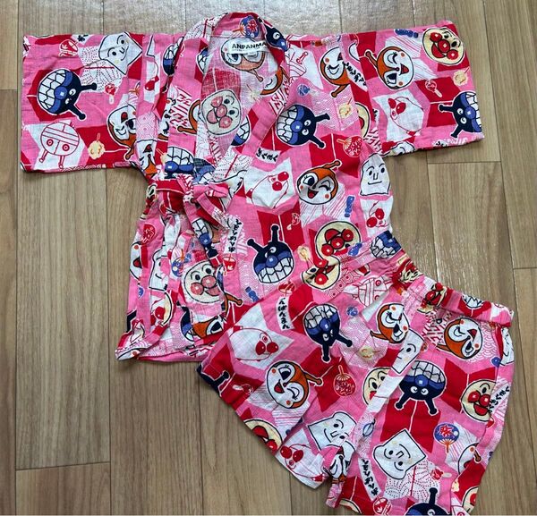 早い者勝ち!【お値下げ】アンパンマン 甚平 ピンク 90 夏祭り お出かけ ドキンちゃん ばいきんまん
