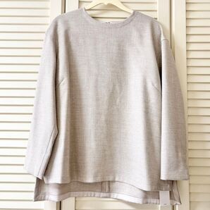 【タグ付き】23区 ダブルクロスブラウス 38サイズ Mサイズ ベージュ ビスコース素材 イージーケア素材 綺麗め