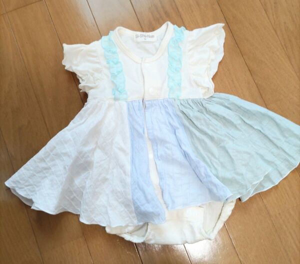 シシュノン 半袖ワンピースロンパース 70cm