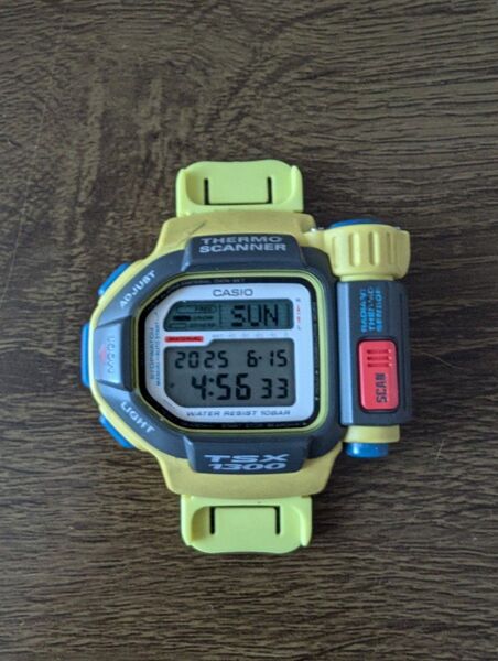 CASIO(カシオ)TSX-1300 サーモセンサー デジタル腕時計 ヴィンテージ クォーツ