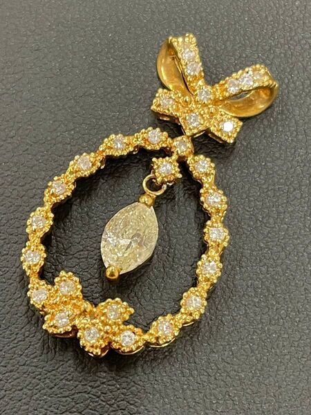 ジュエリーK18 ダイヤ0.879ct 0.34ct リボンモチーフ ネックレストップ