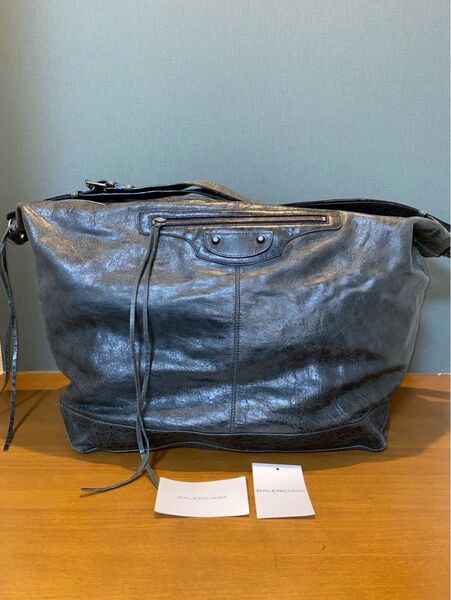 BALENCIAGA バレンシアガ ザ・メッセンジャー レザーショルダーバッグ