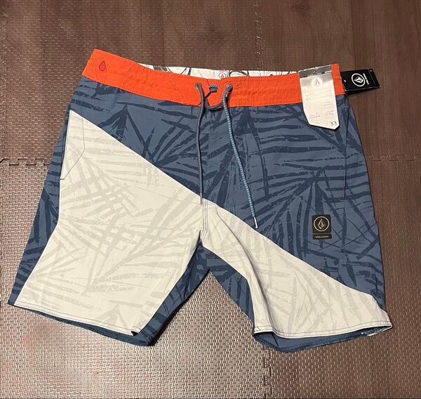 VOLCOM メンズ サーフパンツ 水着 33 新品 未使用