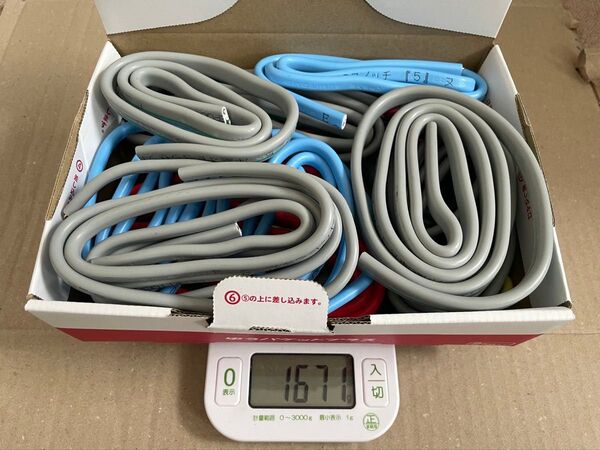 Fケーブル詰め合わせ1.6kg入り CV5.5も少し有り。電気工事士技能試験にご活用ください。