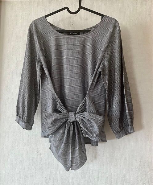 MIRACLE CLOSET チェック柄ブラウス プルオーバー トップス グレー系チェック リボン付き 五分袖 七分袖 日本製