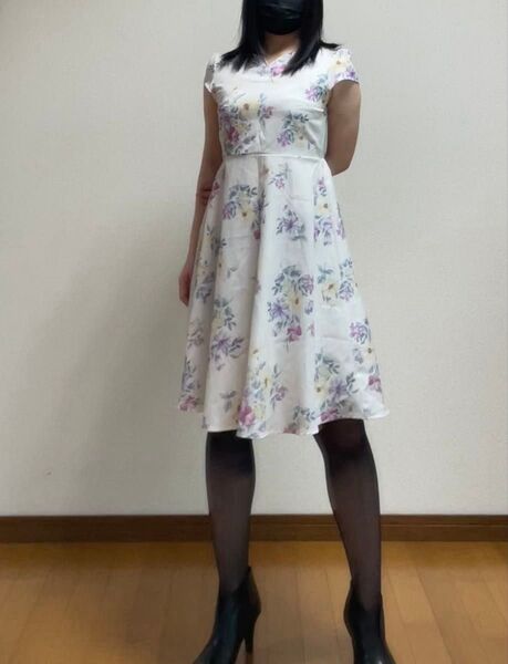 tocco closet フラワープリント 半袖ワンピース