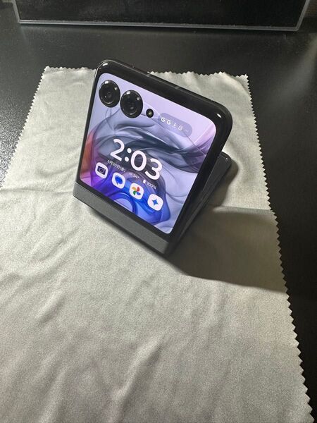 Motorola razr 50/RAM12G/ストレージ512G/国内版/コアラグレー