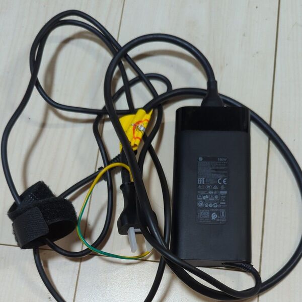 源ケーブル HP TPN-DA09 19.5V 7.7A 150W薄型ACアダプター