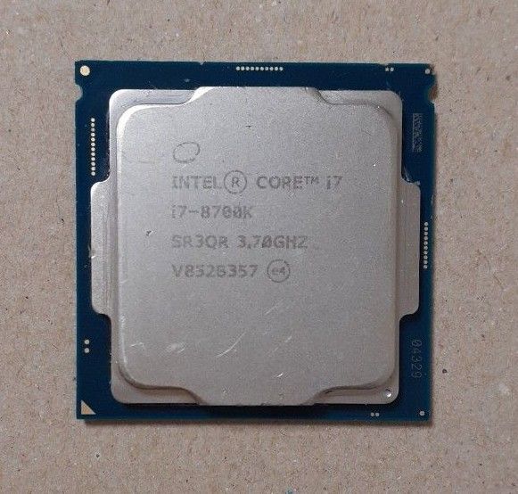 【完動品】Intel Core i7-8700K/6コア12スレッド/最大4.7GHz