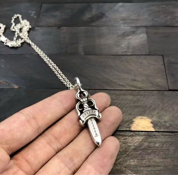 「大人気商品」クロムハーツ Chrome Hearts タガーネックレス シルバー925 ペンダント