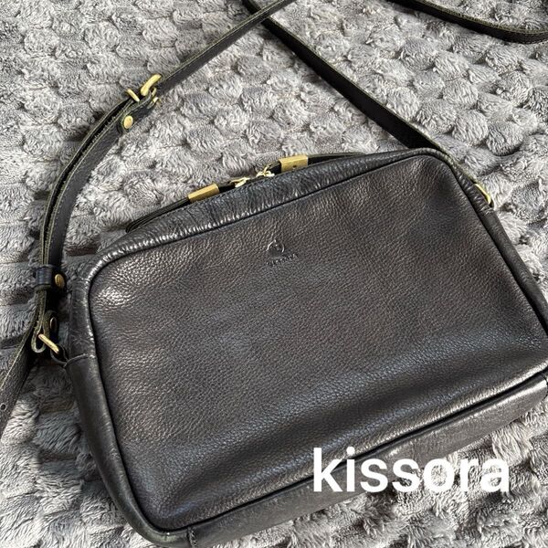 【kissora】ショルダー ショルダーバッグ レザー 黒 バッグ ファスナー ダブルファスナー 牛革 ブラック