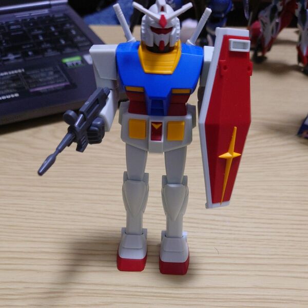 【組立済み】ベストメカコレクション 1/144 RX-78-2 ガンダム (REVIVAL Ver.)