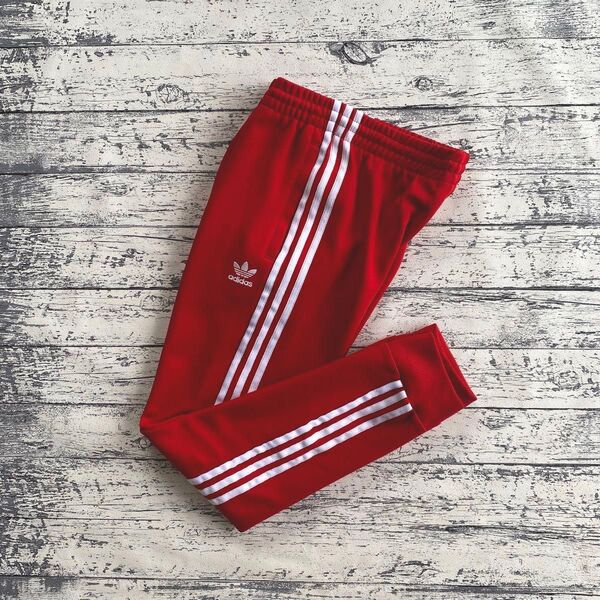 adidas originals SST トラックパンツ ジョガーパンツ ワンポイントロゴ刺繍 レッド トレフォイル