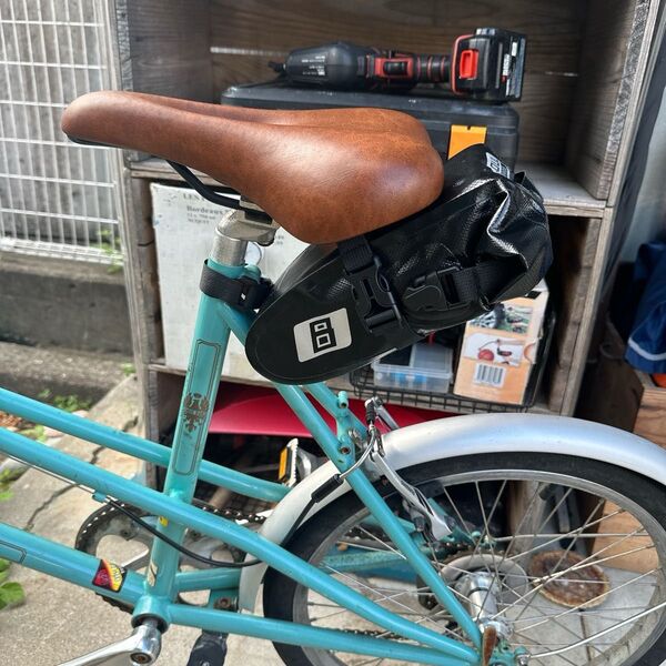 電動空気入れ自転車サドル用bag付き 自転車通勤 サイクリング コンパクト