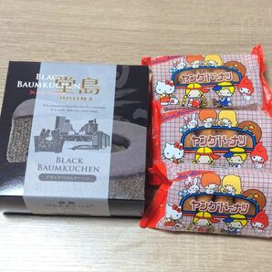 堂島 ブラックバウムクーヘン × サンリオ ヤングドーナツ セット