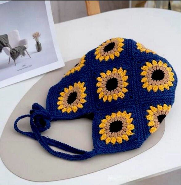 ハンドメイド ひまわりモチーフ バック ブルー 手編み 新品 グラニースクエア