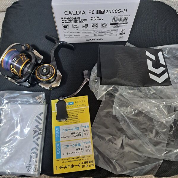 ★未使用品です。peはサンライン8本編0.6号ライン付きダイワ 21カルディアfc LT2000s-h CALDIA DAIWA