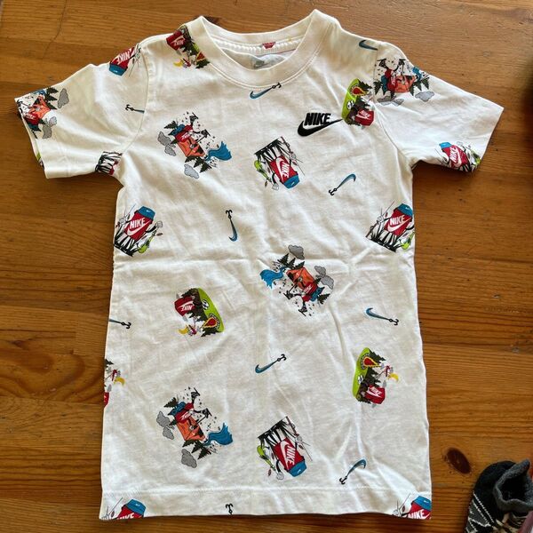 値下げ新品未使用 NIKE ナイキ Tシャツ キッズ ボーイズ140.150