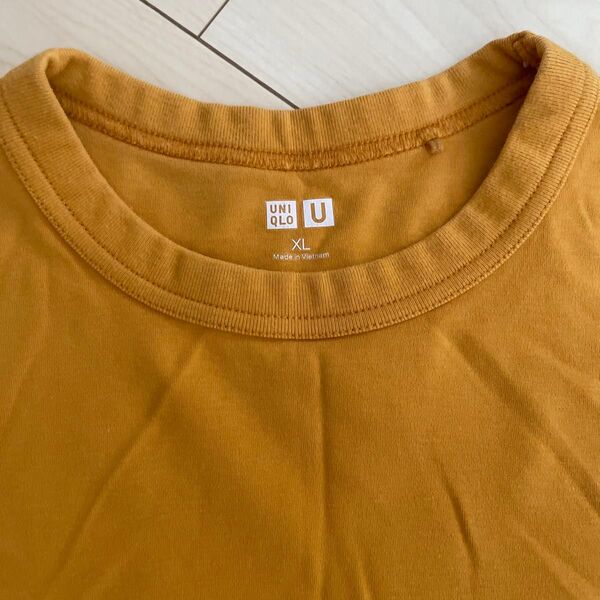 ユニクロ Tシャツ XL