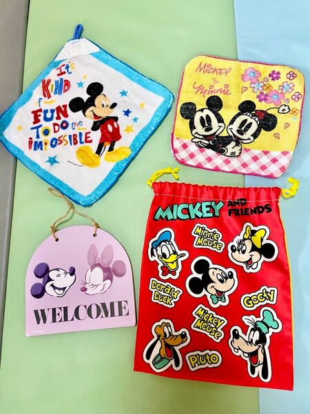 【4点 まとめ売り 】ミッキーマウス ハンドタオル か巾着 ウェルカムボード ミニタオル タオルハンカチ ディズニー