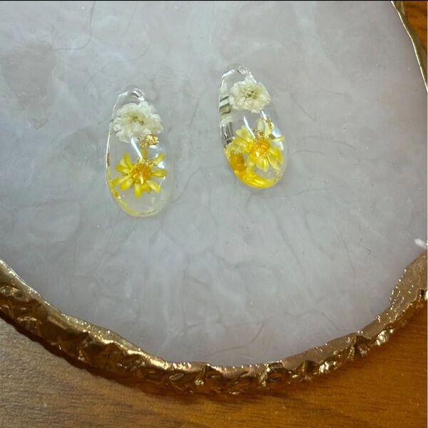 ハンドメイド ピアス イヤリング 押し花 レジン プチプラ 花 ドライフラワー