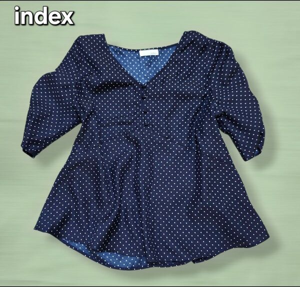 【美品】index ワールド トップス 半袖 紺 水玉 M くるみボタン 可愛い