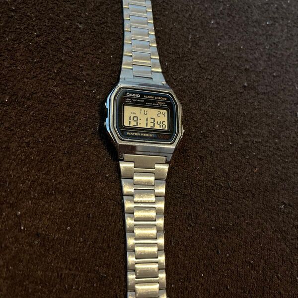CASIO ALARM CHRONO デジタル腕時計 シルバー
