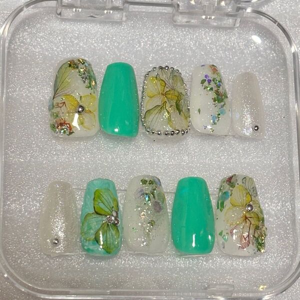 ジェルネイルチップ ショートバレリーナ フラワーネイル ニュアンスネイル 推しカラー 緑ネイル