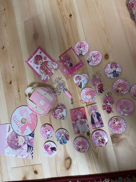 すとぷり さとみくん グッズ まとめ売り 画像修正あり(12枚目、13枚目)ヘアピン追加 ヘアピンのさとみくん表情に違いあります