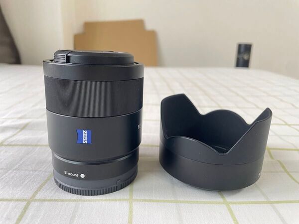 Sony Sonnar FE 55mm F1.8 ZA レンズ