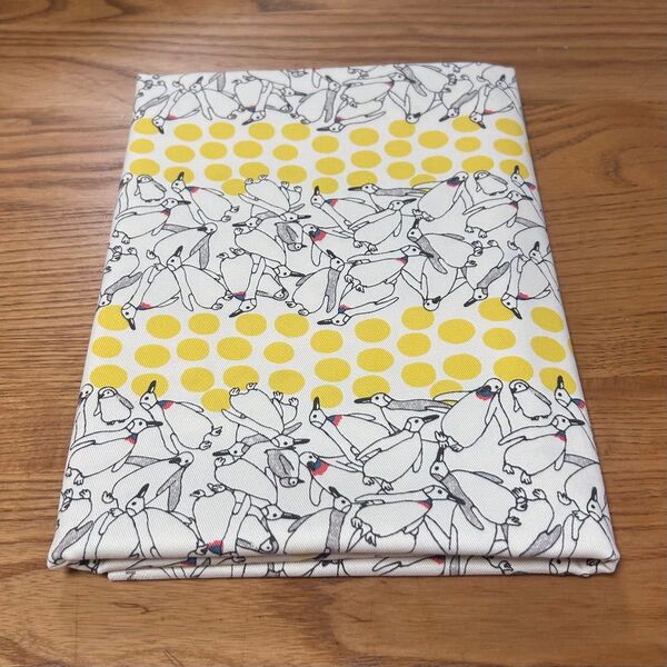 ペンギン イエロー ツイル 生地 コットンこばやし