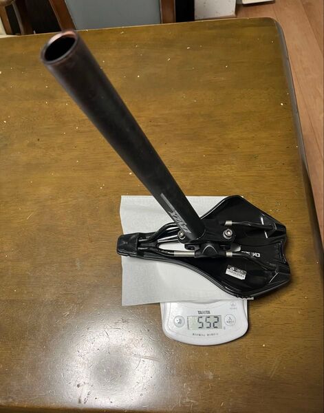シートポストφ27.2mm サドル