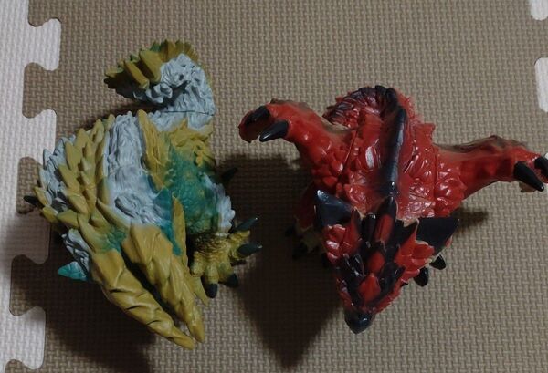 モンスターハンター リオレウス&ジンオウガ フィギュア 2体セット 箱無し