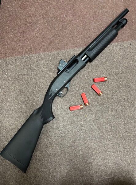 AKA・R1 M870 排莢式 高品質スポンジダーツ・単発式ポンプアクションショットガン Nerfガン エアガン 新品未使用