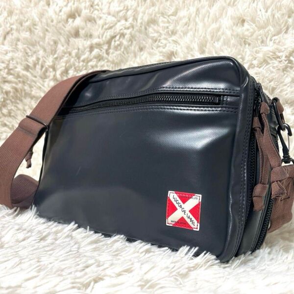 【美品】LUGGAGE LABEL ラゲッジレーベル 吉田カバン ショルダーバッグ カメラバッグ 2層 斜め掛け 肩掛け