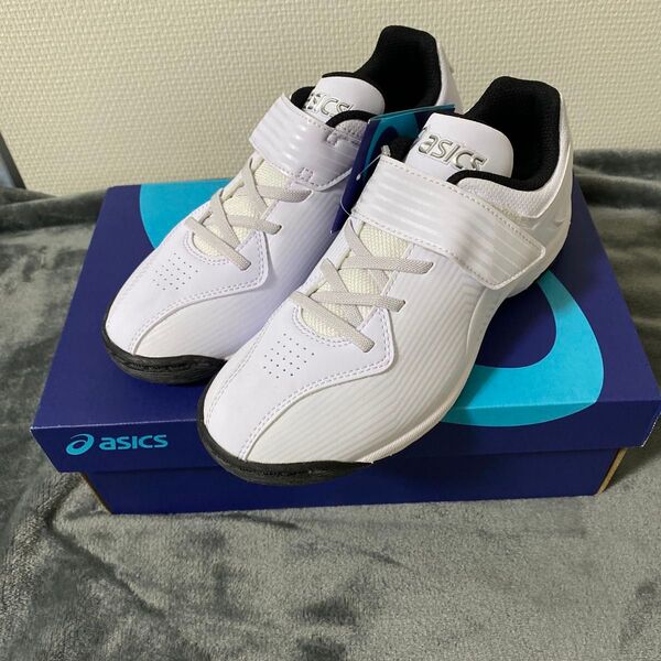 【新品未使用】少年野球 22.5cm アシックス asics トレーニングシューズ ホワイト 白 ジュニア