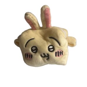 ちいかわ うさぎ ミニキャラメルポーチ