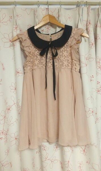 INGNI ピンクベージュ ノースリーブ シフォン ブラウス チュニック フリル イング トップス