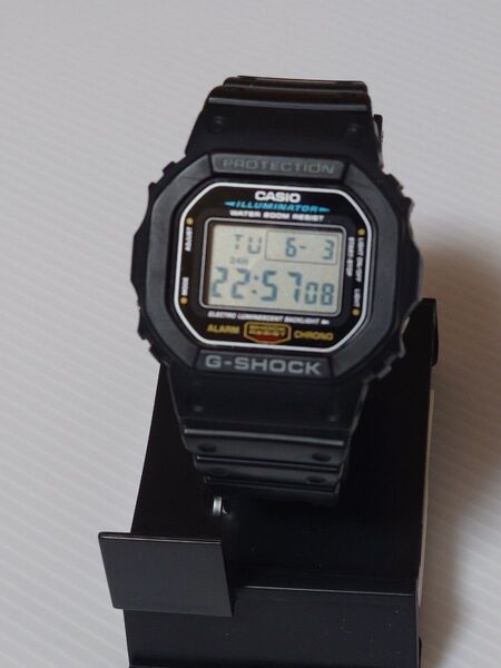 CASIO G-SHOCK DW-5600E-1V 腕時計 デジタル ブラック 未使用