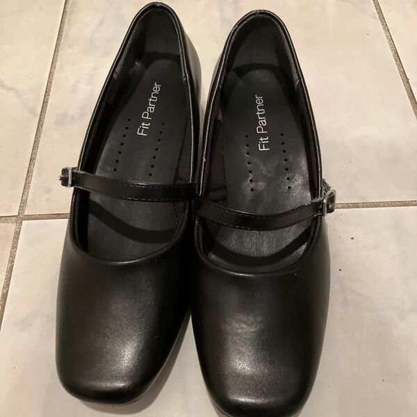 今月までの出品★Fit Partner ストラップシューズ ブラック 23cm